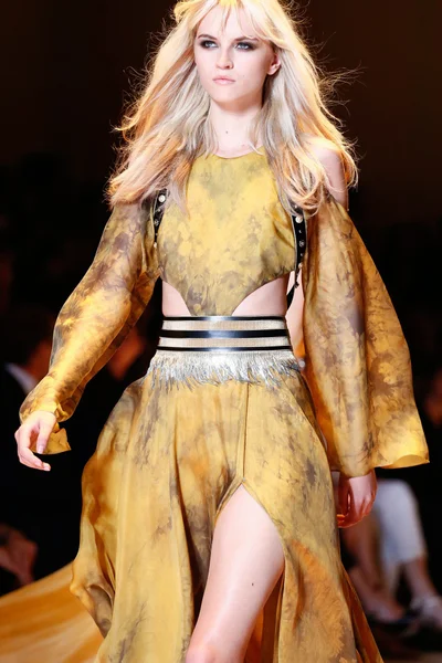 Look 37